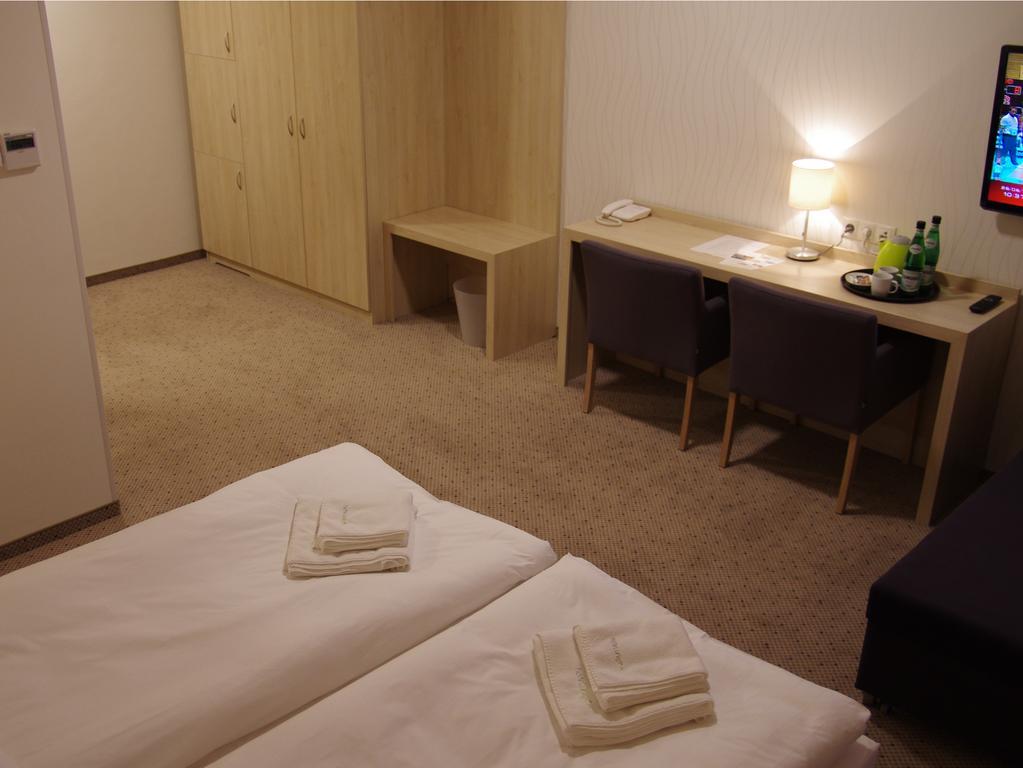 Hotel 우니에유프 객실 사진